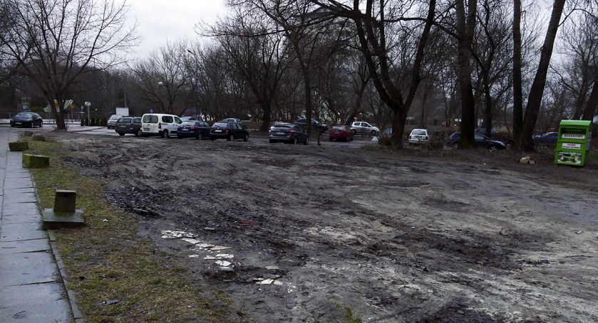 parking przy Barszczewskiej