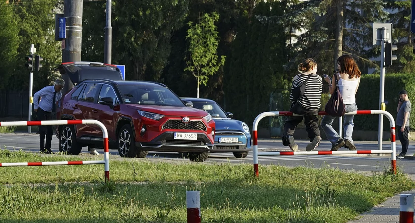 zdjęcie Ławki na Żoliborzu