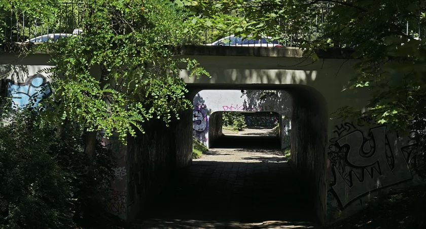 zdjęcie tunel przy Krajewskiego 