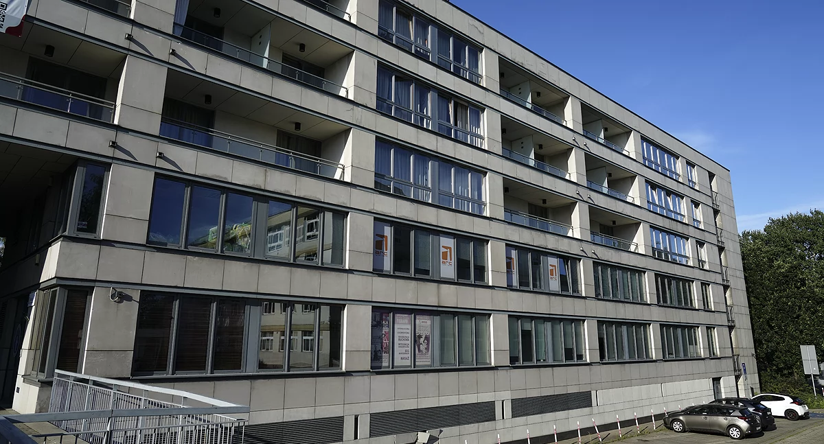 zdjęcie apartamentowiec 