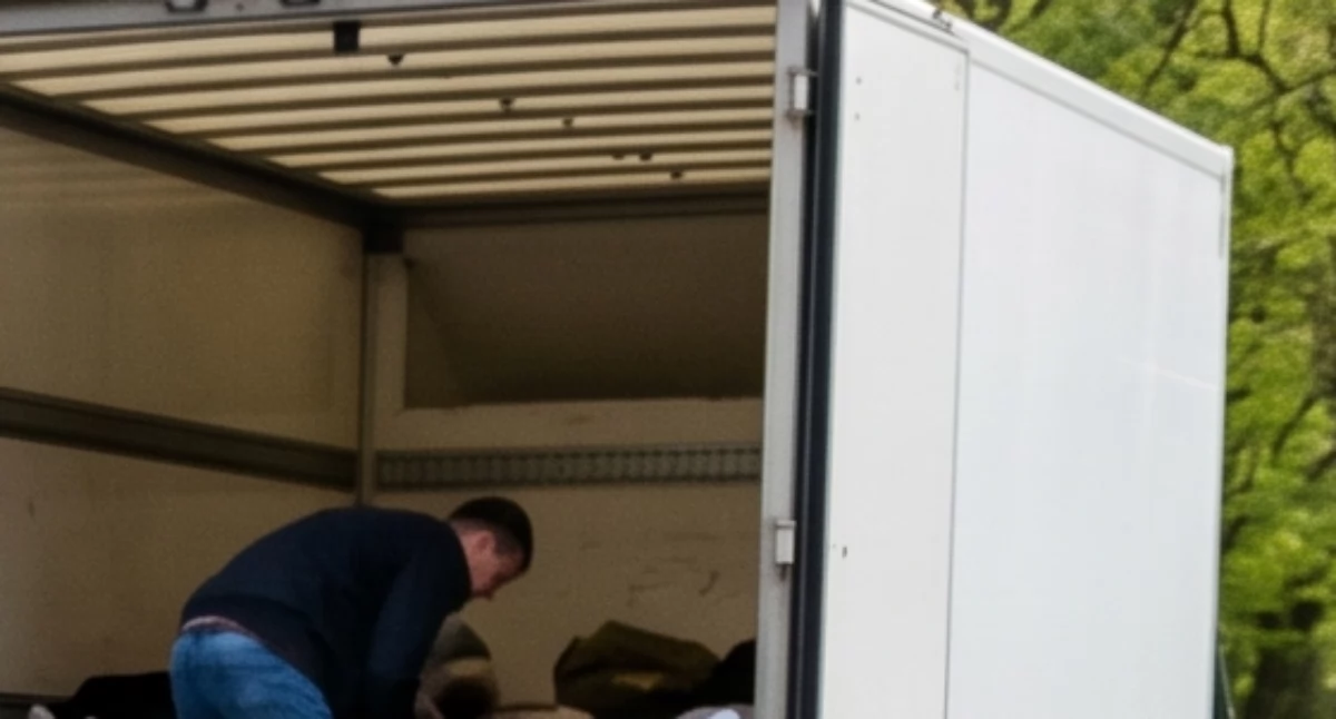 gospodarka odpadami, Wielka akcja Żoliborzu godzin które odmienią Twoją garderobę - zdjęcie, fotografia