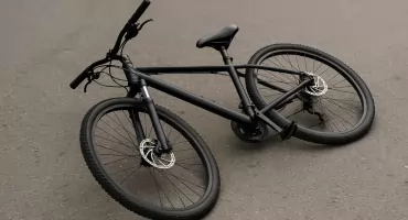 Rowerzysta zasłabł podczas jazdy. Nie udało się go uratować