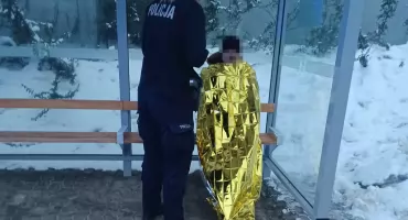 Mróz atakuje. Policjanci ruszają na ratunek