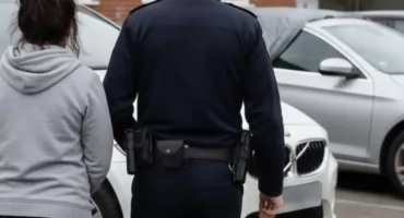 Leasingowy przekręt w Warszawie? Kobieta zatrzymana z dwoma luksusowymi autami