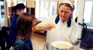 Żoliborscy uczniowie z zapewnionym posiłkiem mimo epidemii